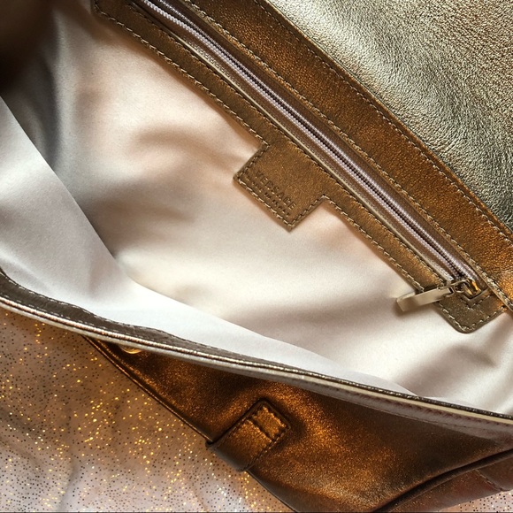 Versace gold purse - Picture 6 of 8